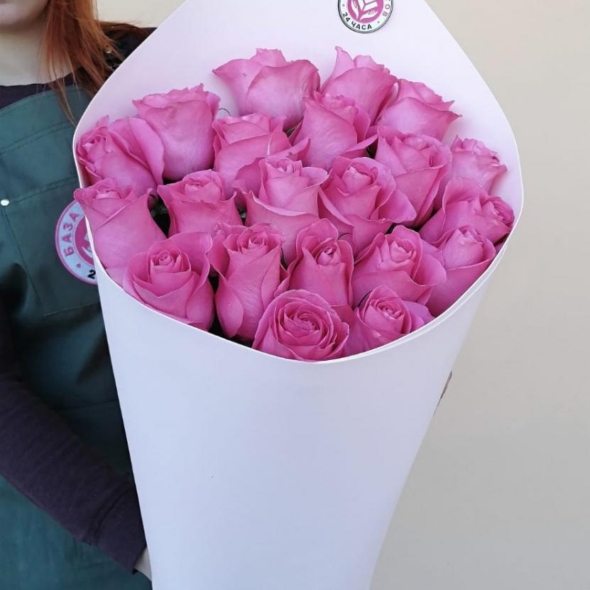 Букеты из розовых роз 70 см (Эквадор) Артикул  180752