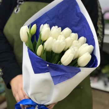 Белые тюльпаны 23 шт. код товара: 318054